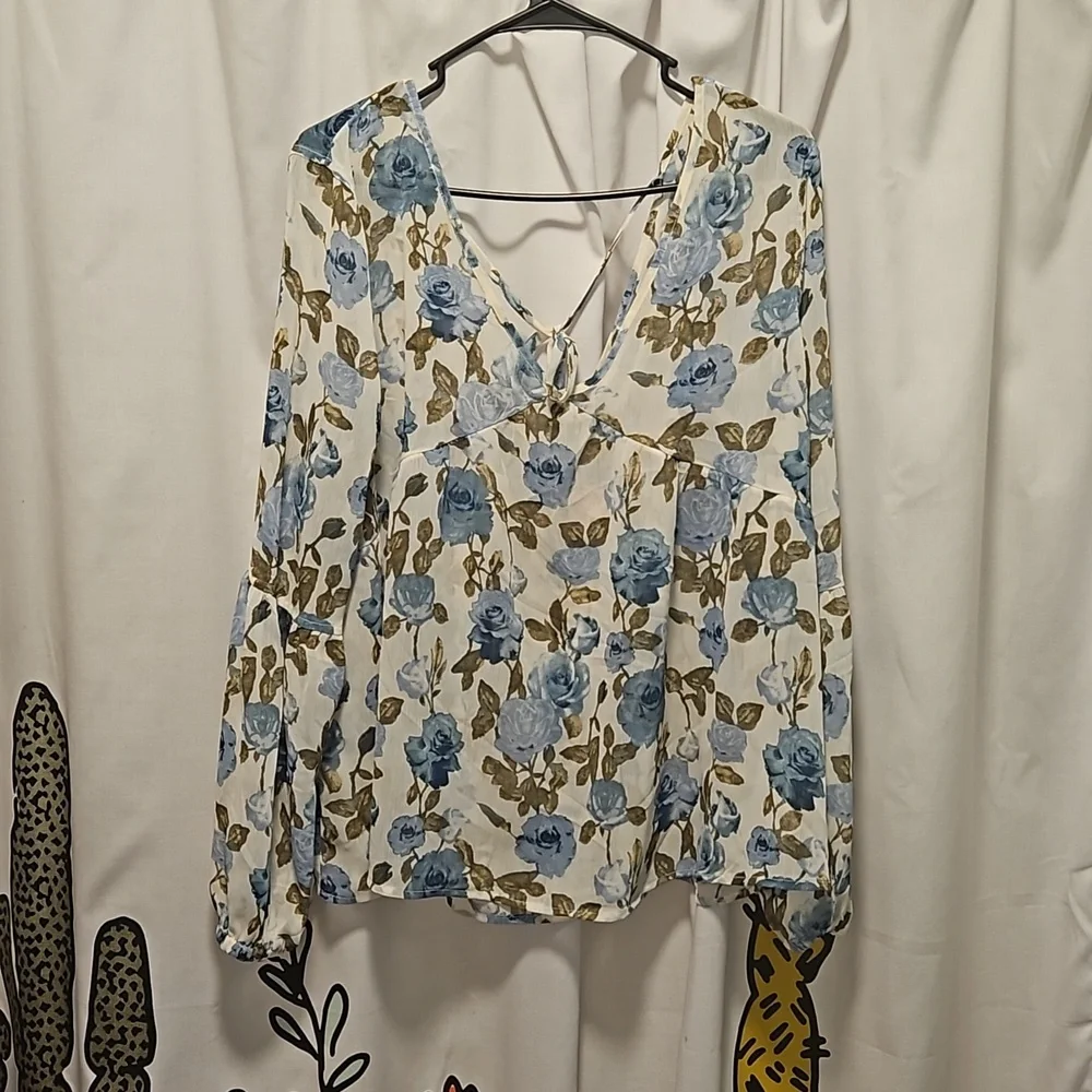 Flowy blouse - Picture 1 of 1